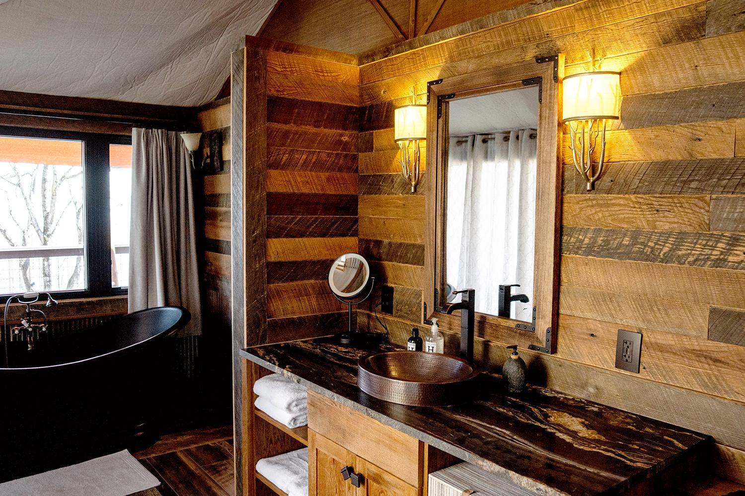 فندق Elk & Embers Mountain Hideaway وينزفيل، كارولاينا الشمالية المظهر الخارجي الصورة